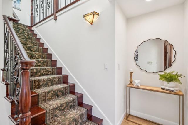 321 Beach Park Boulevard, Foster City CA: https://media.crmls.org/mediaz/b6d6c38c-9e5e-4790-bfa5-11f3fc71f5e5.jpg
