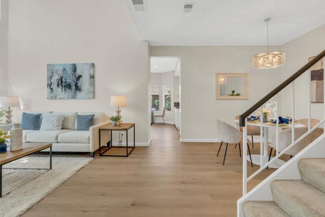 34307 Quartz Terrace, Fremont CA: https://media.crmls.org/mediaz/b6d7cb10-eab2-4bd6-997b-4a022d4d71e0.jpg
