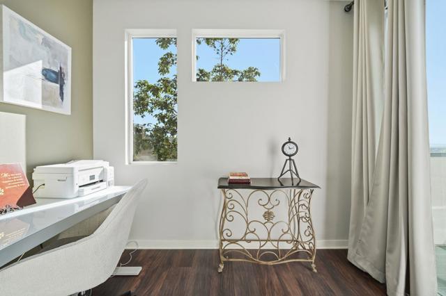 Detail Gallery Image 17 of 72 For 2056 Callisto Terrace, Chula Vista,  CA 91915 - 3 Beds | 3/1 Baths