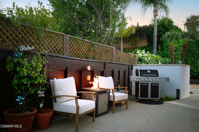1841 Fallview Road, Westlake Village CA: https://media.crmls.org/mediaz/b6d9bc90-973c-439a-95ae-f8ffea85509a.jpg