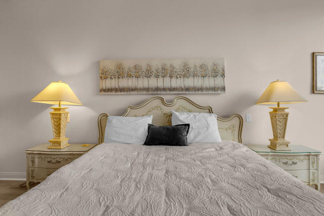 910 Island Drive #112, Rancho Mirage, CA 92270