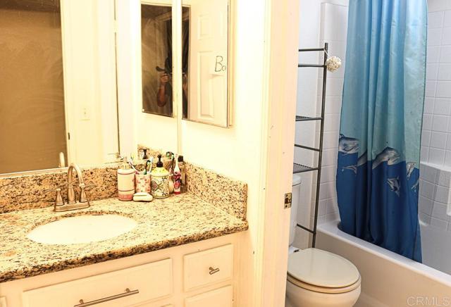 Image 11 of 25 For 25519 Cinnamon Creek Circle