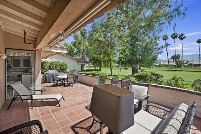 213 Calle Del Verano, Palm Desert, CA 92260
