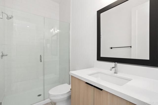 1219 Stonemark place, Vista CA: https://media.crmls.org/mediaz/b6db921f-5972-4aaf-8c56-8bedd19efea1.jpg