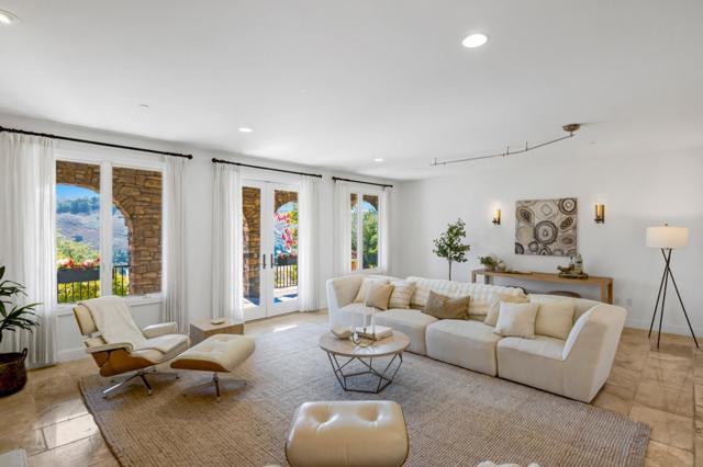 409 Mirador Court, Monterey CA: https://media.crmls.org/mediaz/b6dbd8cf-8970-49c8-b86d-dc5ff06d124d.jpg