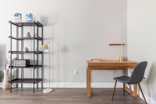 251 Middlefield Road, Palo Alto CA: https://media.crmls.org/mediaz/b6dc93ff-ceac-427b-86b1-ba67477e70bd.jpg