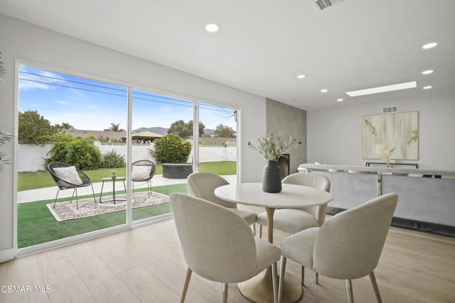 174 Wendy Drive, Thousand Oaks CA: https://media.crmls.org/mediaz/b6dd7442-ff17-41a7-9a58-fe61e63c8a48.jpg