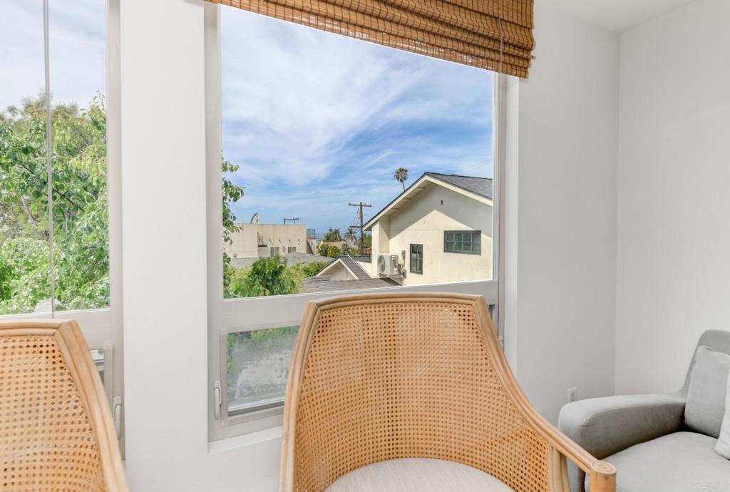 935 Genter Street - photo 5