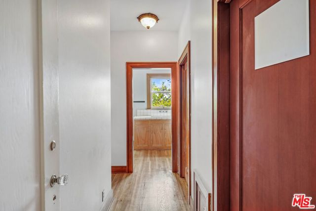 5121 1/2 EAGLE ROCK Boulevard, Los Angeles CA: https://media.crmls.org/mediaz/b6ddef99-1882-4c10-b676-6aff19f477e3.jpg