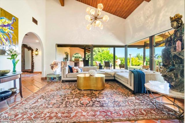 515 Del Oro Drive, Ojai CA: https://media.crmls.org/mediaz/b6e11eed-2abc-4c5b-b34e-b78bd210a9b9.jpg