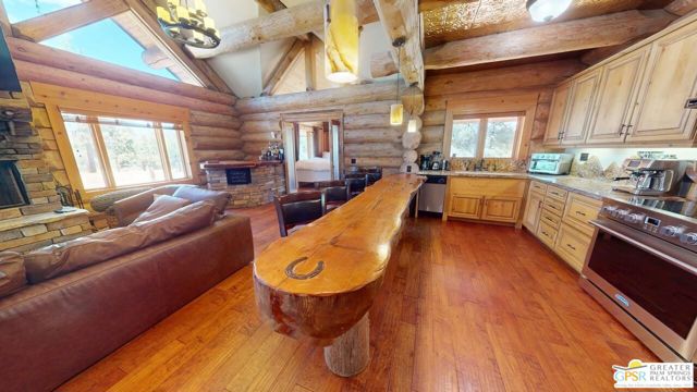 60164 Devils Ladder Road, Mountain Center CA: https://media.crmls.org/mediaz/b6e16b44-e4e1-4be3-87e7-e3c0ced888eb.jpg