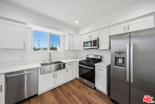 6334 1/2 Beck Avenue photo 11