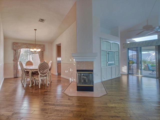 2338 LARKSPUR DR, Alpine CA: https://media.crmls.org/mediaz/b6e57684-ec57-402d-90af-f2f5575a2478.jpg