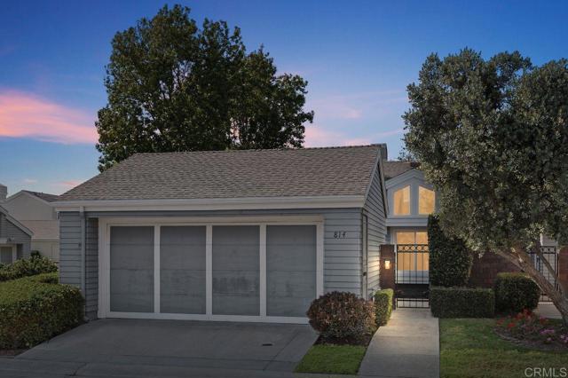 814 Okra Court, Carlsbad CA: https://media.crmls.org/mediaz/b6e590d2-16ea-4263-8c43-34979a2576e2.jpg