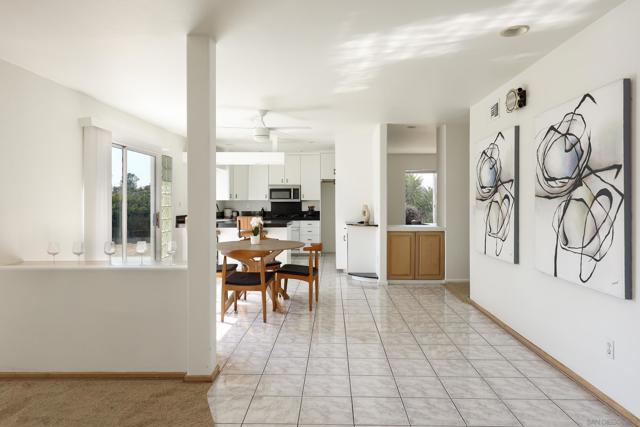 9977 Cristobal Dr, Spring Valley CA: https://media.crmls.org/mediaz/b6e59a79-b95c-4090-9b5b-d66fb650ed82.jpg