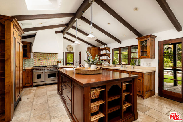 Image 4 of 29 For 930 San Antonio Creek Road