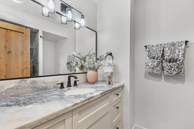 Detail Gallery Image 16 of 26 For 2715 Camino Del Mar, Del Mar,  CA 92014 - 2 Beds | 2 Baths