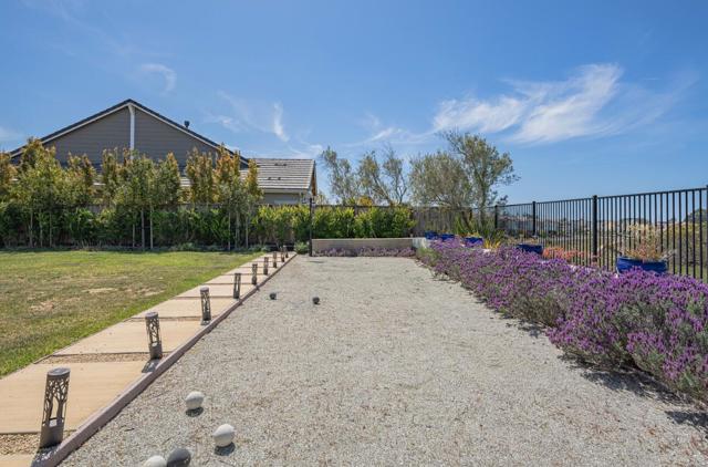2967 Garnet Way, Marina CA: https://media.crmls.org/mediaz/b6e7455c-19f7-4dfb-9e37-0a436577e63e.jpg