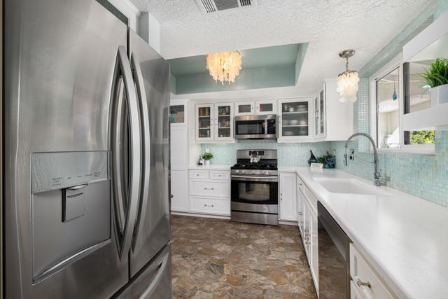 50 Kitchen Stainless Appliances 3