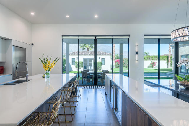 3085 Arroyo Seco, Palm Springs CA: https://media.crmls.org/mediaz/b6e7aaae-2c4b-49c1-b587-eb371bbeca9b.jpg