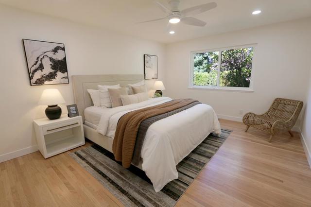 12141 Viewoak Drive, Saratoga CA: https://media.crmls.org/mediaz/b6e7c257-d59b-4ead-85c6-bea43b548279.jpg