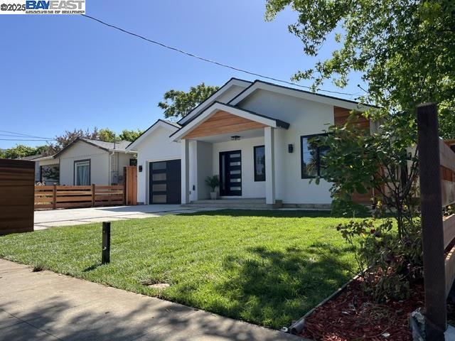 175 N Frances St, Sunnyvale CA: https://media.crmls.org/mediaz/b6e82a01-7bf2-44c6-bf47-c48a84a3b66f.jpg