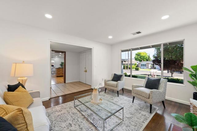 485 Sioux Lane, San Jose CA: https://media.crmls.org/mediaz/b6e93696-d858-486c-98b9-f237f168a4ca.jpg