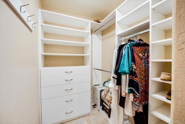 Detail Gallery Image 27 of 55 For 9068 Ellingham St, San Diego,  CA 92129 - 4 Beds | 3 Baths