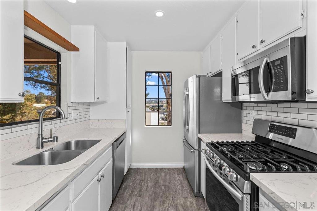 10367 Azuaga St - photo 14