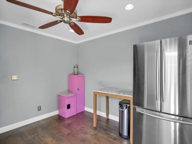 2259 S Ham Lane, Lodi CA: https://media.crmls.org/mediaz/b6ea7828-69bf-4a4b-b9db-8fc9ac767892.jpg