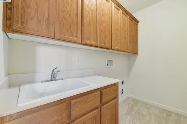 5675 Arcadia Cir, Discovery Bay CA: https://media.crmls.org/mediaz/b6ea9b24-9928-48f9-9115-01b047814e70.jpg