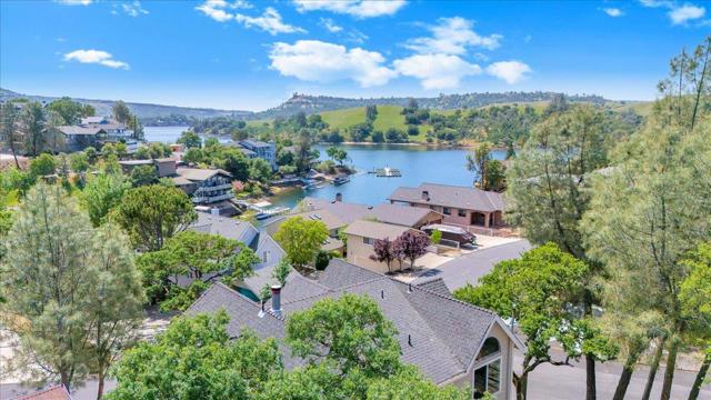 475 Sunrise Road, Copperopolis CA: https://media.crmls.org/mediaz/b6eb204a-da5c-464d-8974-5747b1ea389f.jpg