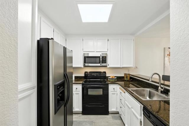1907 La Terrace Circle, San Jose CA: https://media.crmls.org/mediaz/b6ebc810-39cc-44cf-bfd7-b9d7988c5570.jpg