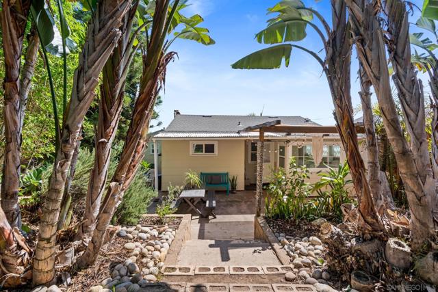 1978 Beryl St, San Diego CA: https://media.crmls.org/mediaz/b6ebd844-c6aa-41fd-9ea0-fa9c36d237d5.jpg