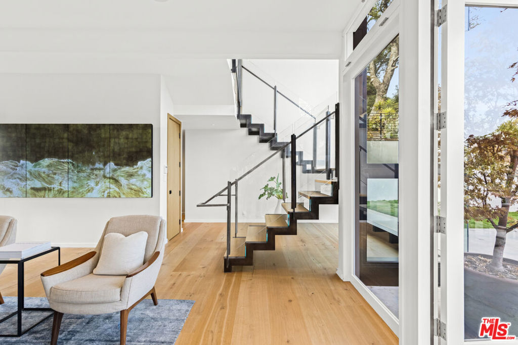 MLS #25495045 image #6