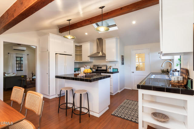 Detail Gallery Image 10 of 26 For 3123 Hermosa Ave, La Crescenta,  CA 91214 - 2 Beds | 1 Baths