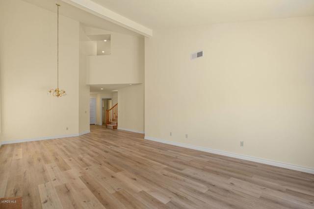 2188 Eastridge Loop, Oxnard CA: https://media.crmls.org/mediaz/b6ecf922-e58c-4fd5-9c69-15f1637da3ba.jpg