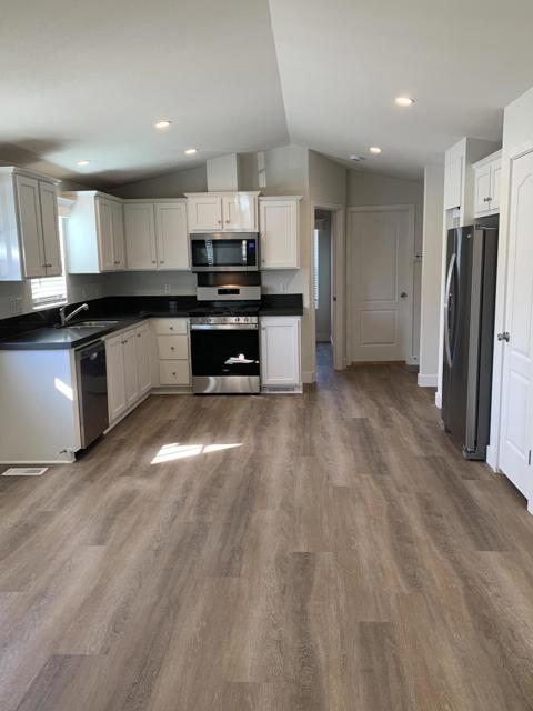 67920 E Palm Canyon Drive, Cathedral City CA: https://media.crmls.org/mediaz/b6ed9358-f33f-4b51-a26c-43a69f370d5a.jpg
