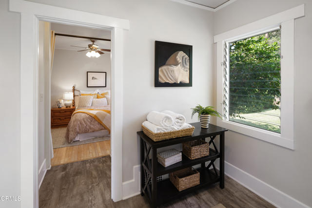 1036 N Chester Avenue, Pasadena CA: https://media.crmls.org/mediaz/b6eef81c-4d23-427d-9b4e-1c6cb1e8dc10.jpg