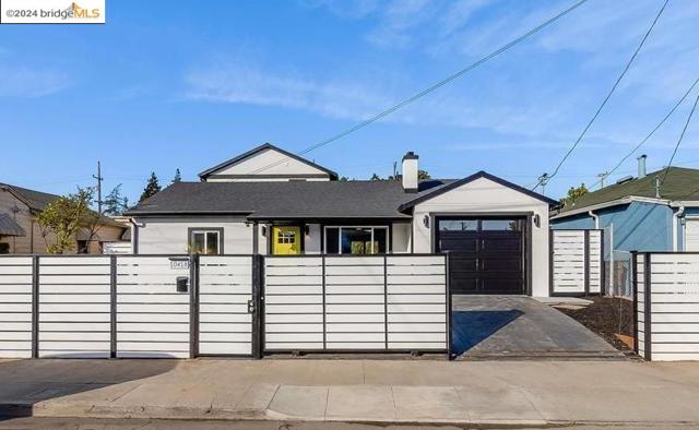 Image 1 of 2 For 10418 Pippin St