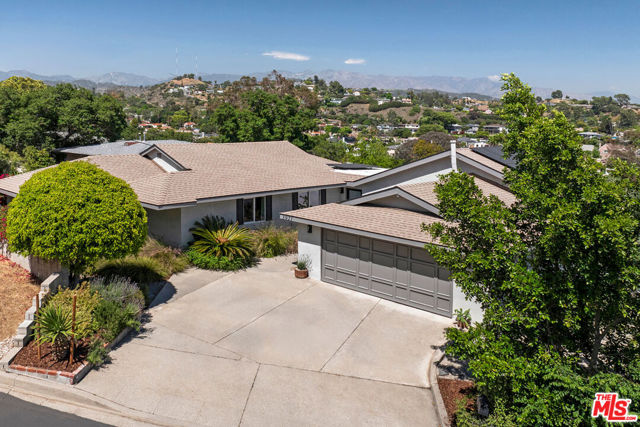 3921 Wawona Street, Los Angeles CA: https://media.crmls.org/mediaz/b6ef87c1-c851-47bc-b20f-5b73f61277f3.jpg