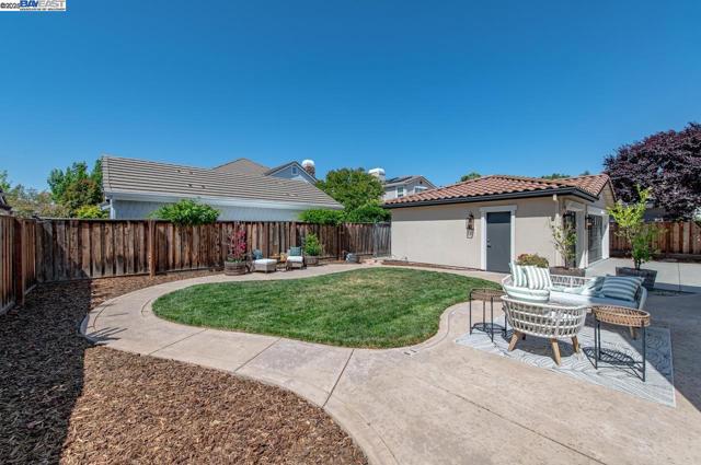 5640 Carnegie Way, Livermore CA: https://media.crmls.org/mediaz/b6f0149a-8a81-417d-9f1c-1529b9391180.jpg