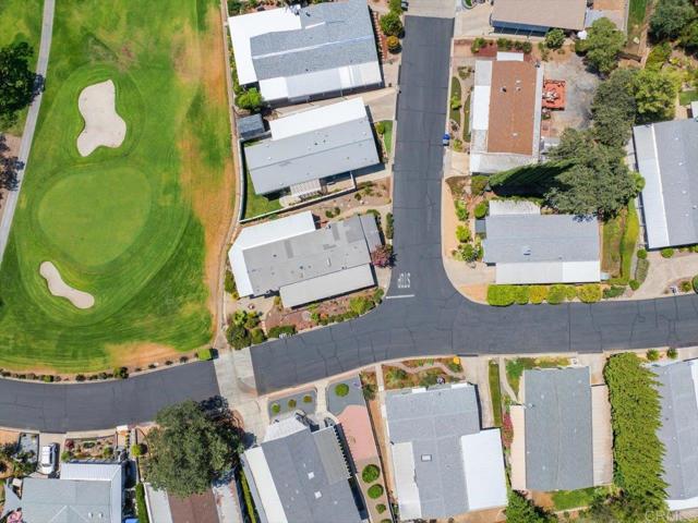 18218 Paradise Mountain Rd, Valley Center CA: https://media.crmls.org/mediaz/b6f0cb75-2325-4b45-bcab-bd4da2ec5162.jpg