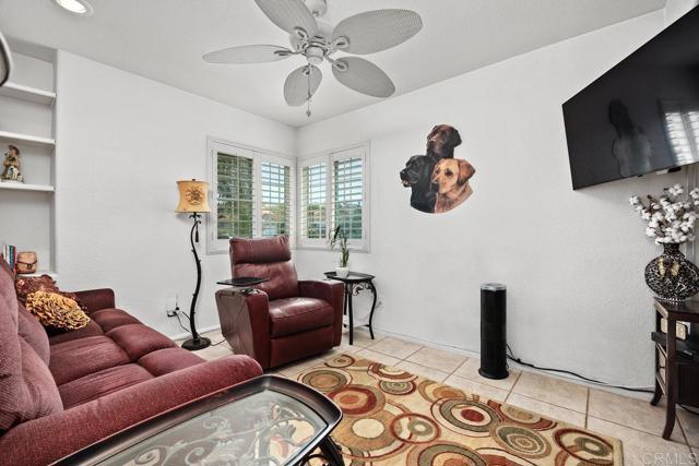 2175 Castilla Way, Oceanside CA: https://media.crmls.org/mediaz/b6f0d29e-5f0d-4576-9063-c4905414a640.jpg