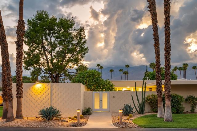 80 Lakeview Drive, Palm Springs, CA 92264