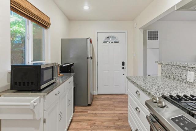 14780 Highway 9, Boulder Creek CA: https://media.crmls.org/mediaz/b6f2bd27-529b-4081-9a83-1aefb7c01e17.jpg