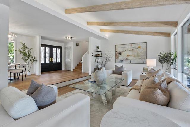 17095 Summit Way, Los Gatos CA: https://media.crmls.org/mediaz/b6f33045-db42-40dc-abd5-dfda23f08ec5.jpg