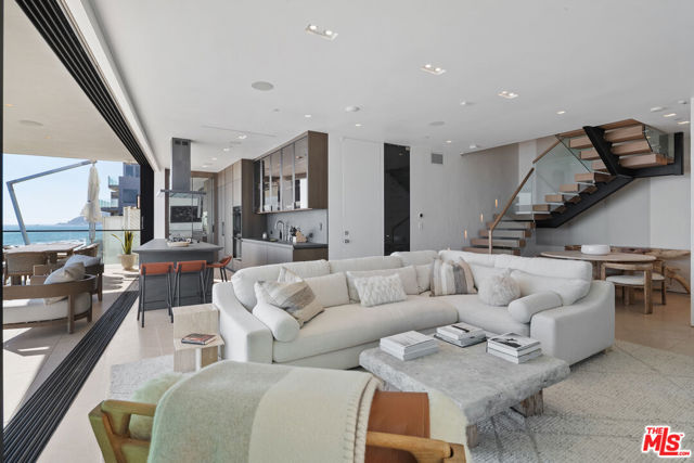 18954 Pacific Coast Highway, Malibu CA: https://media.crmls.org/mediaz/b6f39839-06b4-4ab2-a04e-a31150684826.jpg