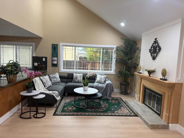 4146 MOONFLOWER Court, San Jose CA: https://media.crmls.org/mediaz/b6f56c0c-073d-42ff-8080-1c2f04936cf9.jpg