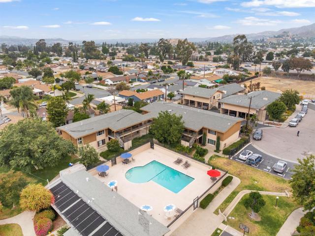540 Oakdale Ln, El Cajon CA: https://media.crmls.org/mediaz/b6f7c0de-a8e2-4fa4-a678-80fb598cfe9f.jpg